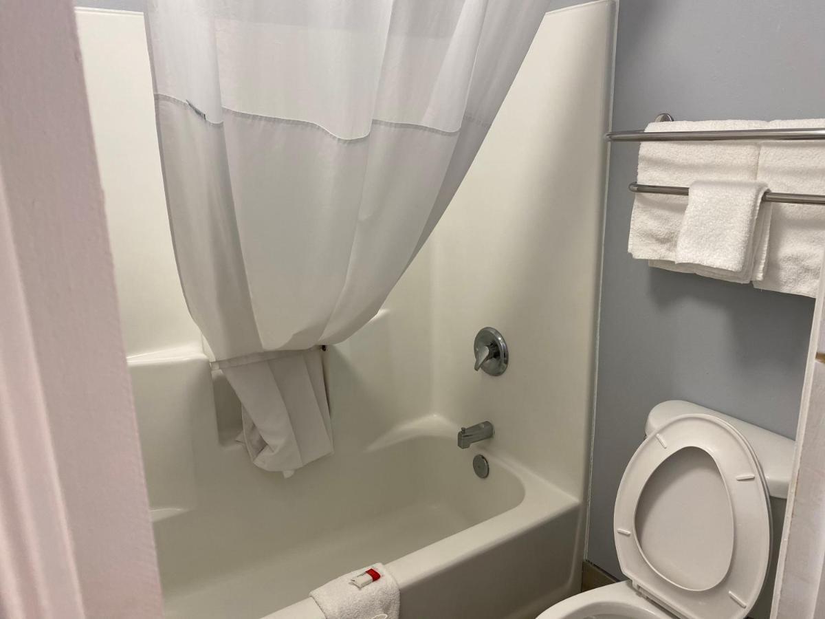 Baymont By Wyndham Albany At Albany Mall מראה חיצוני תמונה